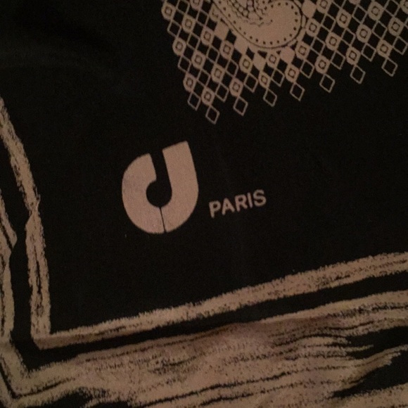 Large silk designer scarf,shawl,wrap - Picture 6 of 6